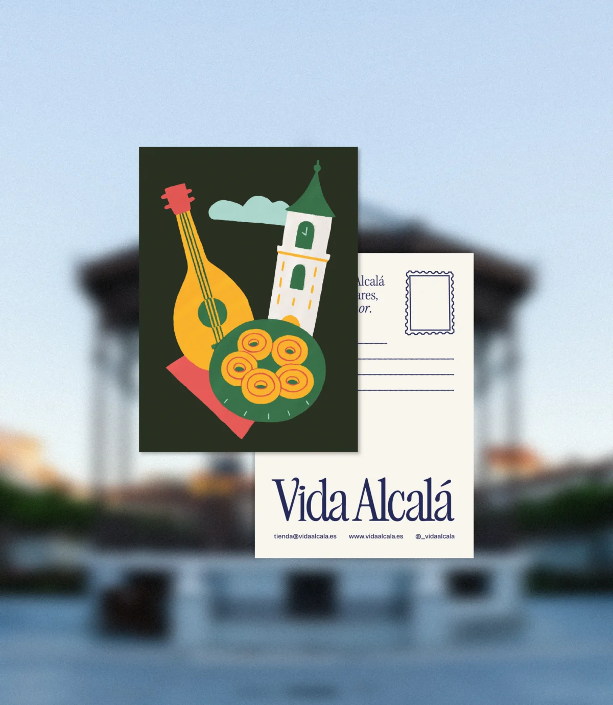 Postal ilustrada con motivos de Alcalá de Henares en colores vibrantes ____