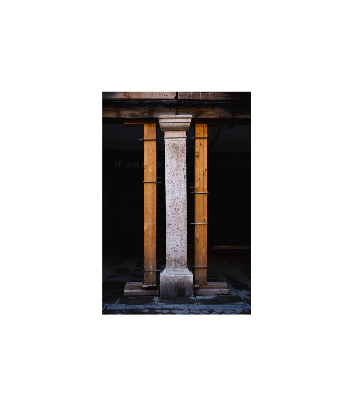 Columna Calle Mayor - Fotografía